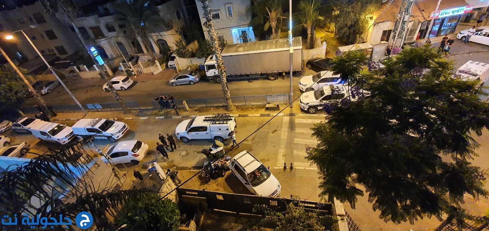 قوات كبيرة من الشرطة تداهم منزل المرحوم بهاء عرار بحجة التفتيش